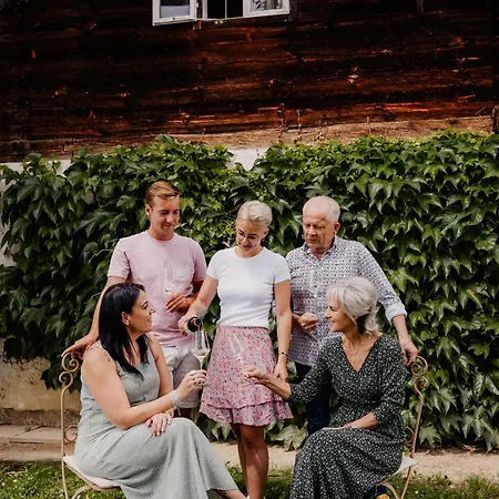 Weingut Brenner Am Rossberg * Glanz an der Weinstraße