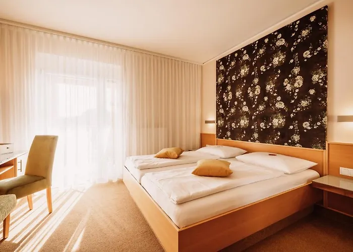 Weingut Brenner Am Rossberg 民宿 Glanz an der Weinstraße