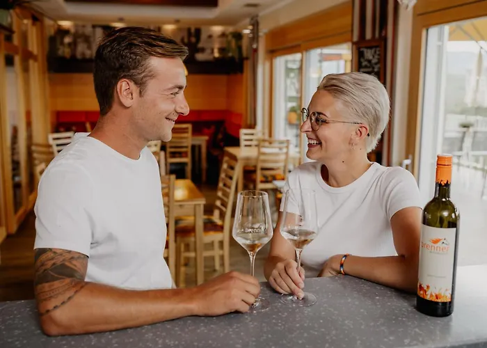 Weingut Brenner Am Rossberg Glanz an der Weinstraße